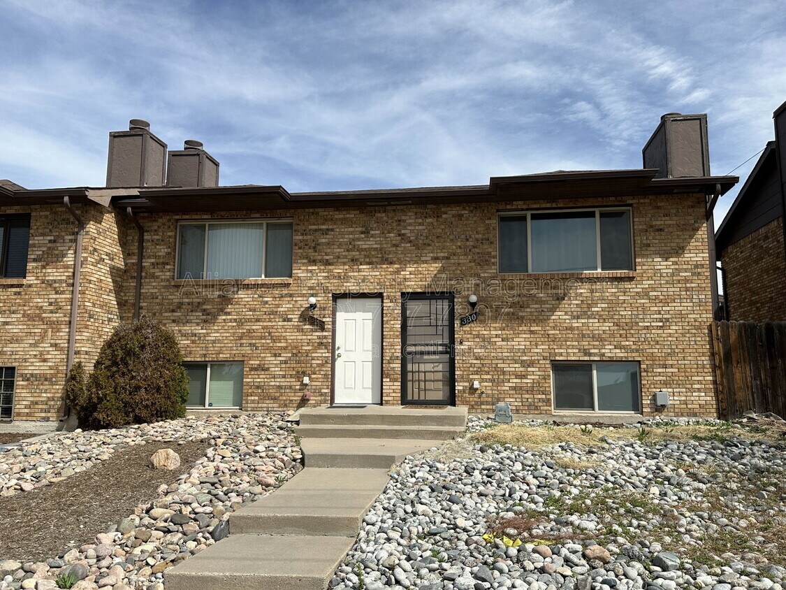 Photo - 328 Mount View Ln