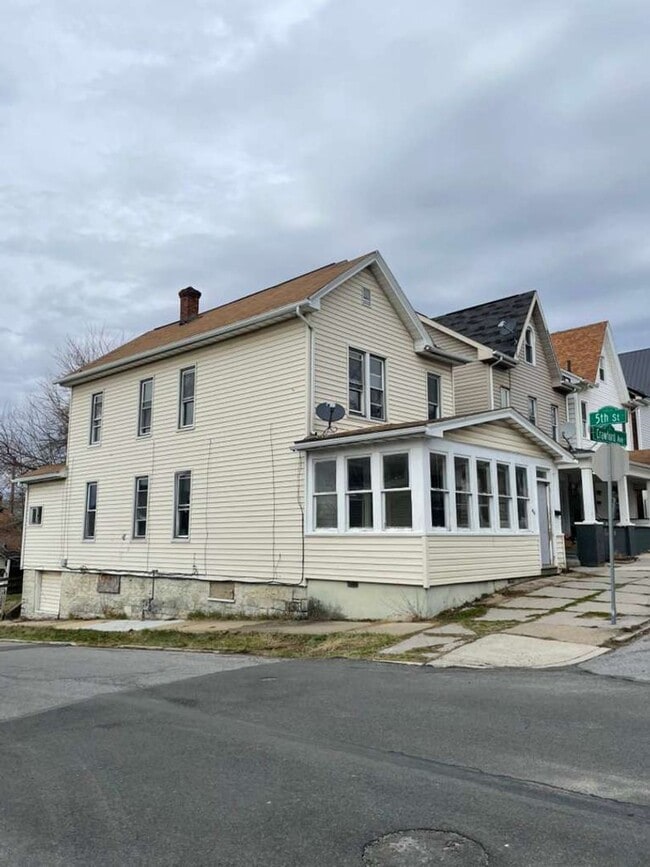 Building Photo - 436 Crawford Ave