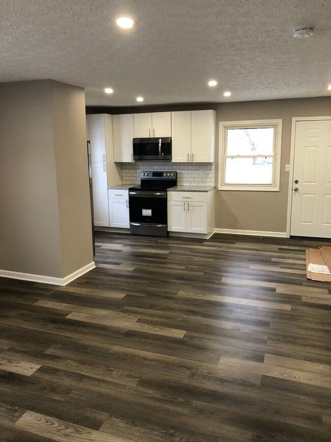Building Photo - 3551 Paxton Drive