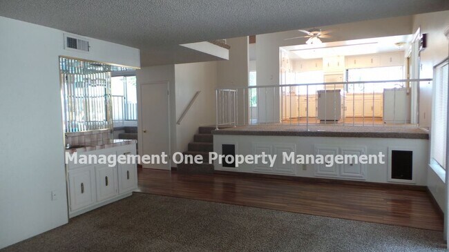 Building Photo - An Entertainers Delight
