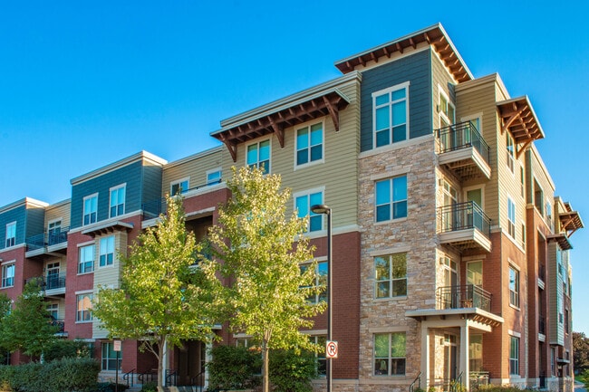 Building Photo - Arbor Crossing Apartments