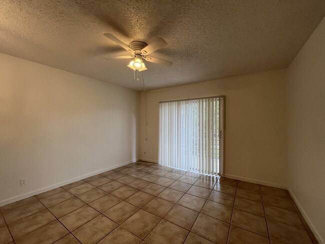 Building Photo - 4384 NW 9th Ave