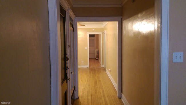 Foto del edificio - 8216 S Vernon Ave
