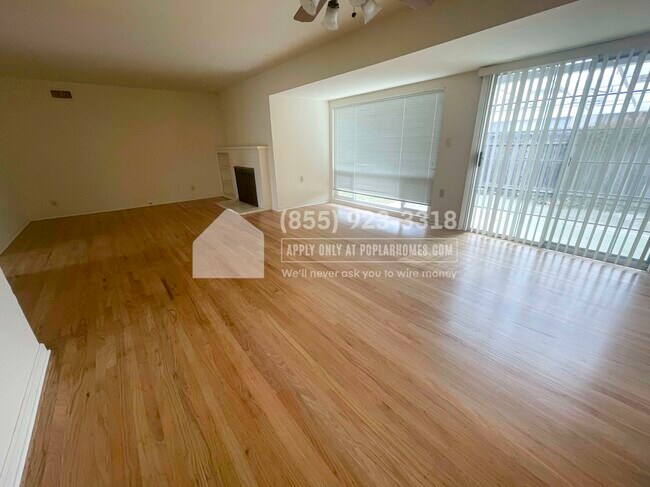 Foto del edificio - 1592 Foxworthy Ave