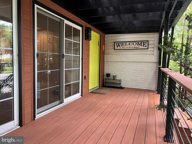 Foto del edificio - 929 Farm Haven Dr