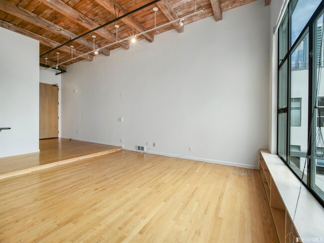 355 Bryant St Unit 403, San Francisco, CA 94107 - Room for Rent in San ...