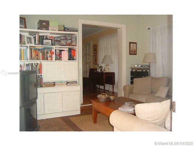 Building Photo - 1409 Algardi Ave