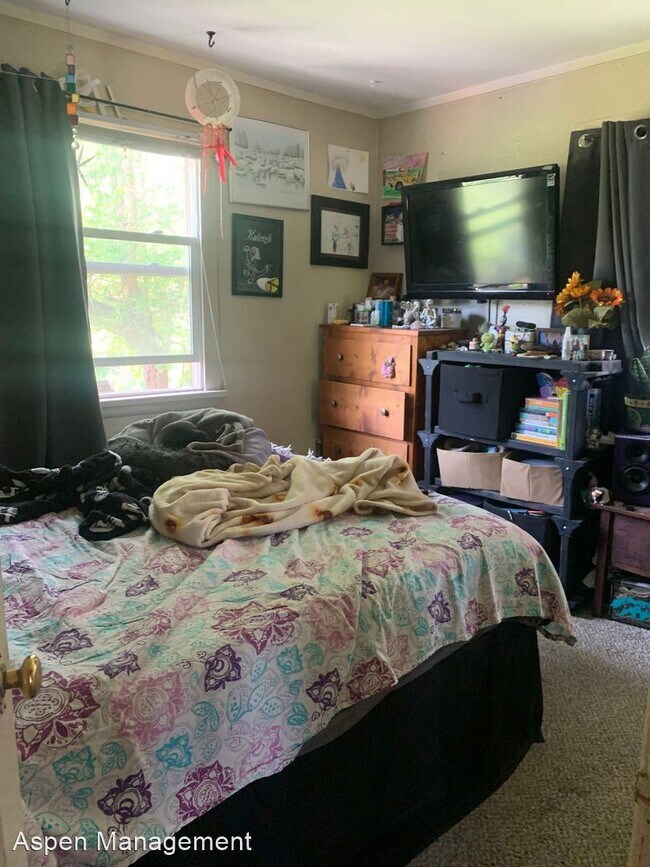 Foto del edificio - 2 br, 1 bath House - 3430 West Evans Avenue