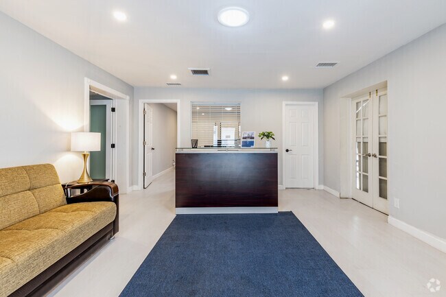 Oficina de arrendamiento - Pearl Cove Apartments