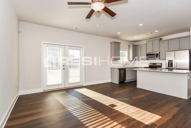 Building Photo - 1100 Tranquil Gardens Place