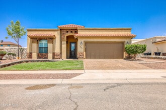 Building Photo - 13401 Emerald Pond Dr