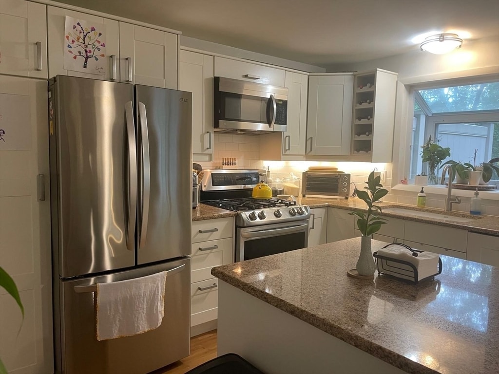 2 Apple Ridge Rd, Maynard, MA 01754 Townhome Rentals in Maynard MA