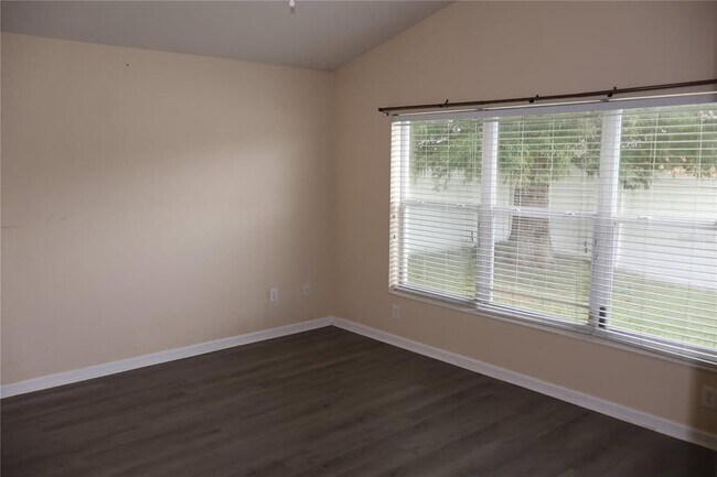 Foto del edificio - 5544 SW 40th St