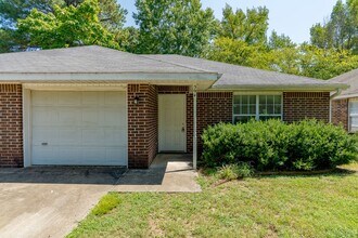Building Photo - 594 Dockery Ln