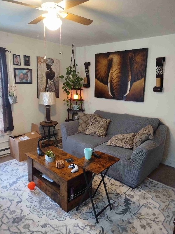 Foto principal - 541 E Main St