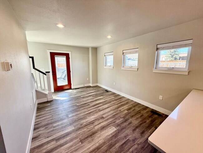 Foto del edificio - Modern Home in Heart of Old Town Fort Collins!