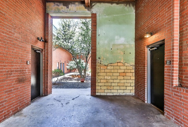 Foto del edificio - 1401 Avenue J