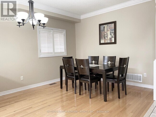 Building Photo - 46 Oceanview St