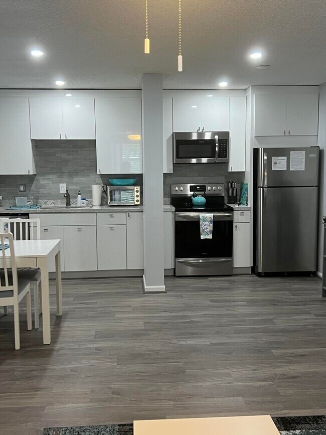 Foto del edificio - 2271 NE 68th St