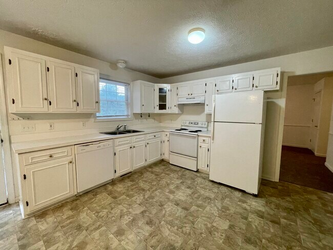 Building Photo - 510 Bent Oak Ct