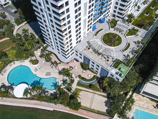 Foto del edificio - 1330 West Ave