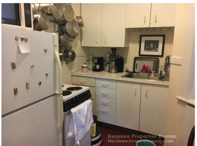 Foto del edificio - 504 Beacon St