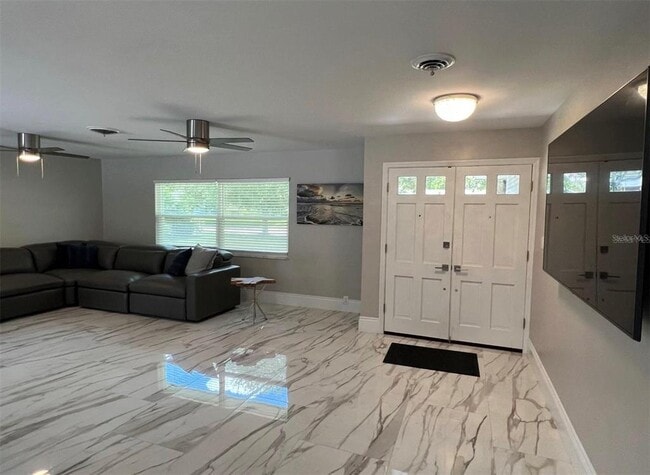 Building Photo - 1420 Lyndale Blvd