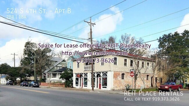 Building Photo - Location! Location! 2 Bedroom available fo...