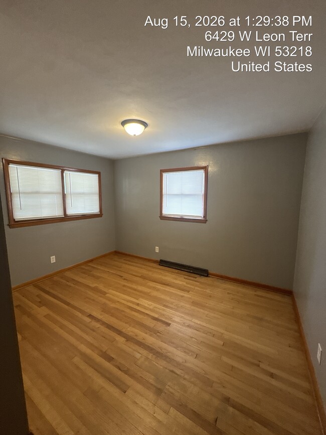 Building Photo - 6429 W Leon Ter