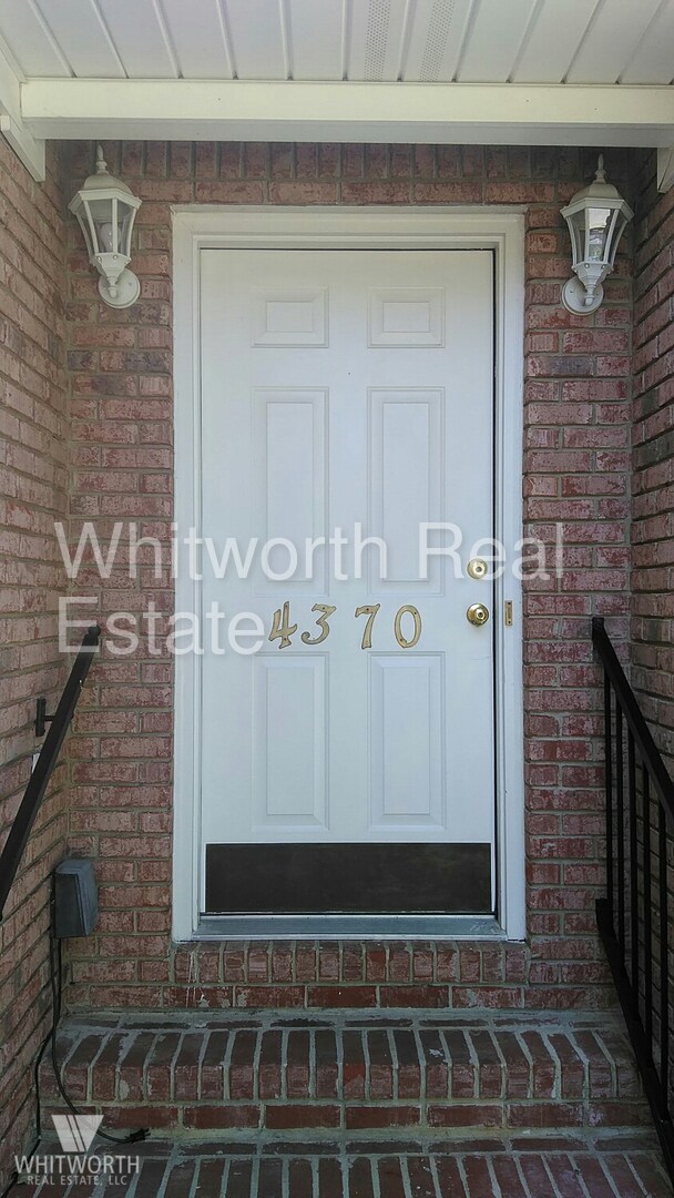 Building Photo - 4370 Heathersage Cir