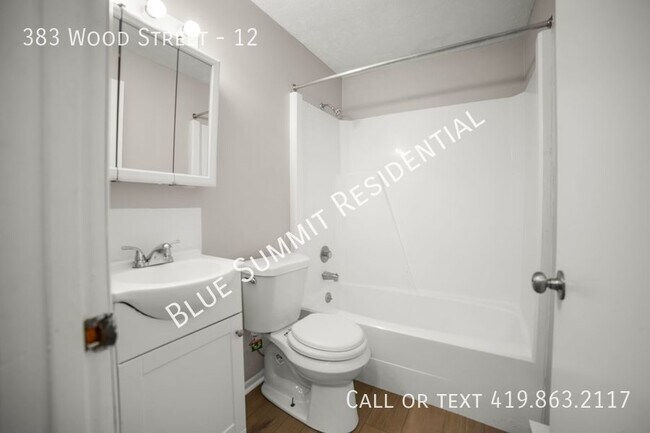 Building Photo - Ground Level 1 Bedroom Apartment