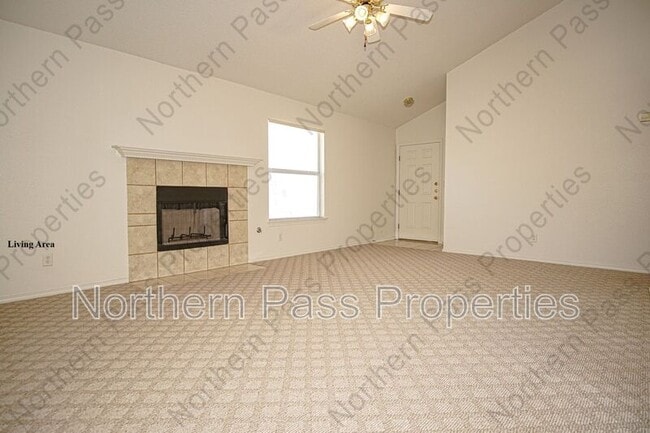 Foto del edificio - 6724 Dakota Ridge Dr