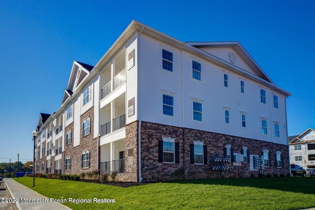 Foto del edificio - 711 Stiller Ln