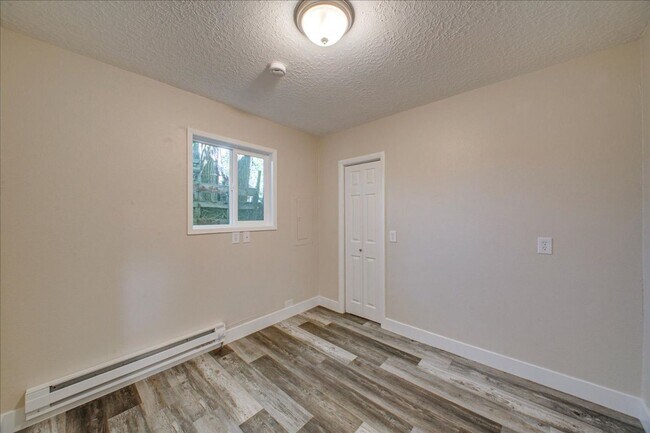 Building Photo - Boise Bench Duplex