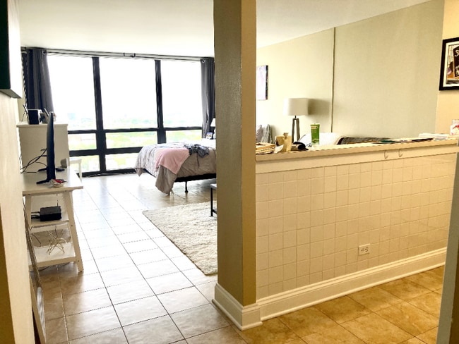 Foto del edificio - 1636 N Wells St