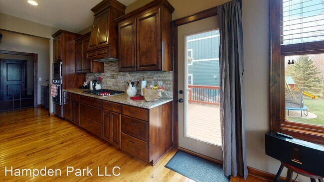 Building Photo - 5 br, 4.5 bath House - 11077 Sweetwater Path