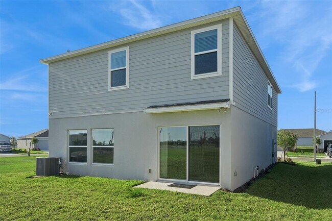 Foto del edificio - 4904 Bluebell Ct