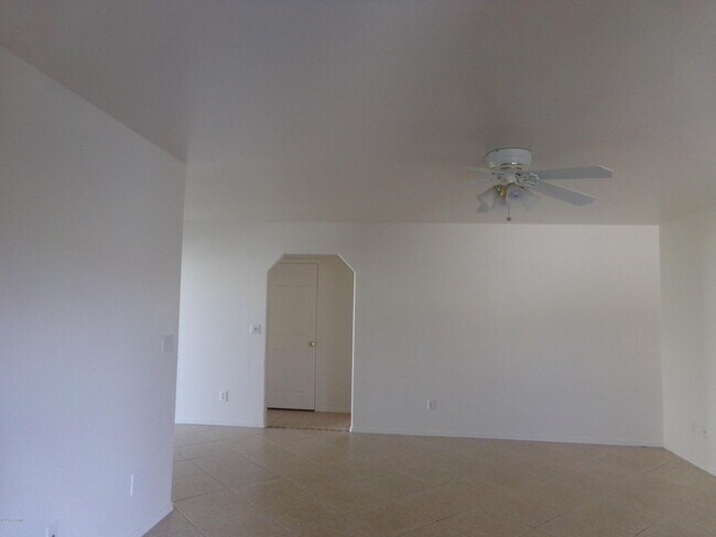 Building Photo - 7701 E Addis Ave