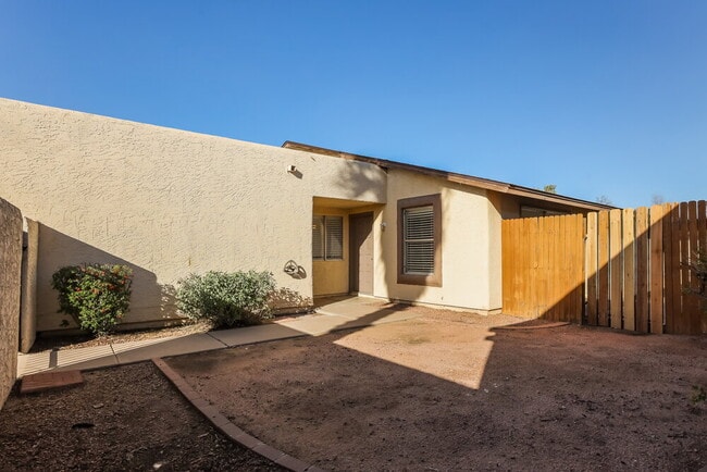 Foto del edificio - 2007 N Villas Ln