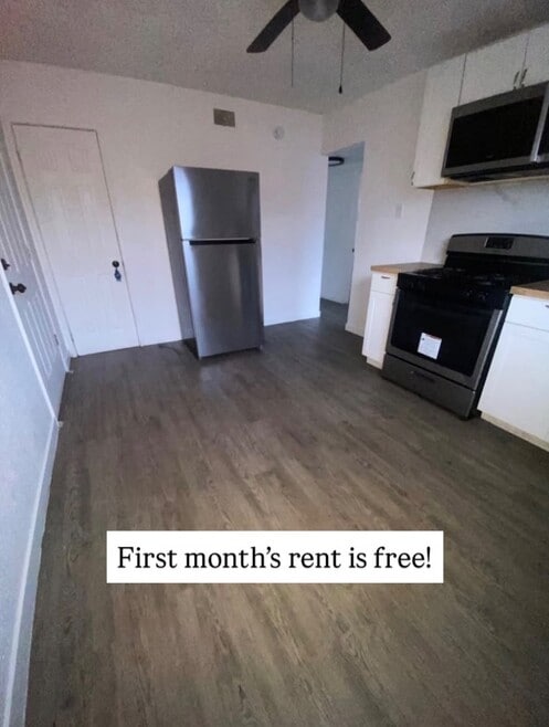 Building Photo - 815C Courtois