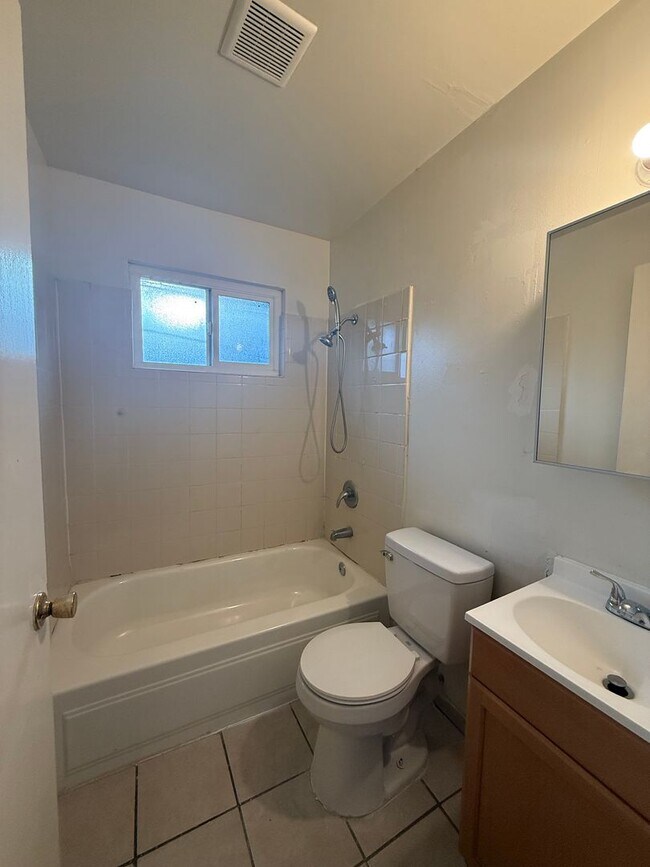 Foto del edificio - 730-734Hemlock st