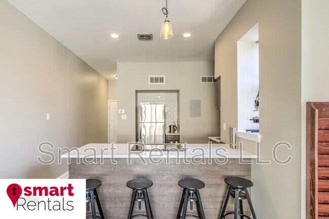 Foto del edificio - 3623 McRee Ave