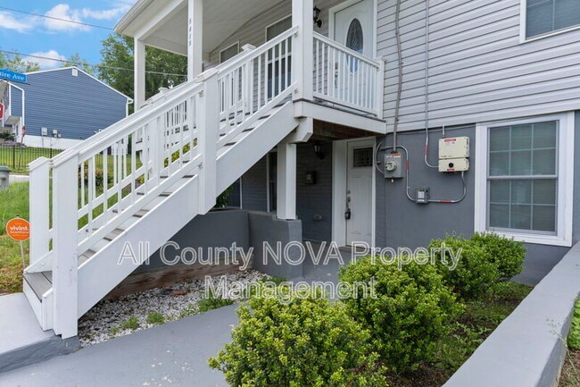 Building Photo - 5415 Brenner St
