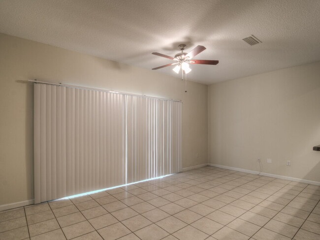 Building Photo - 13478 Sunstone St