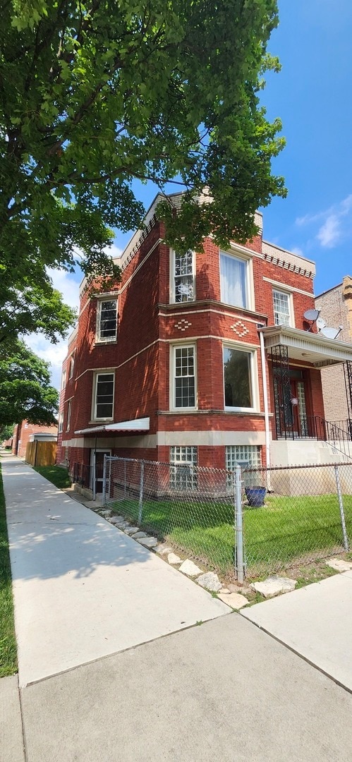 Foto del edificio - 4256 W Wrightwood Ave