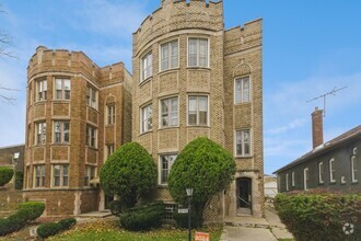 Building Photo - 9048 S Laflin St