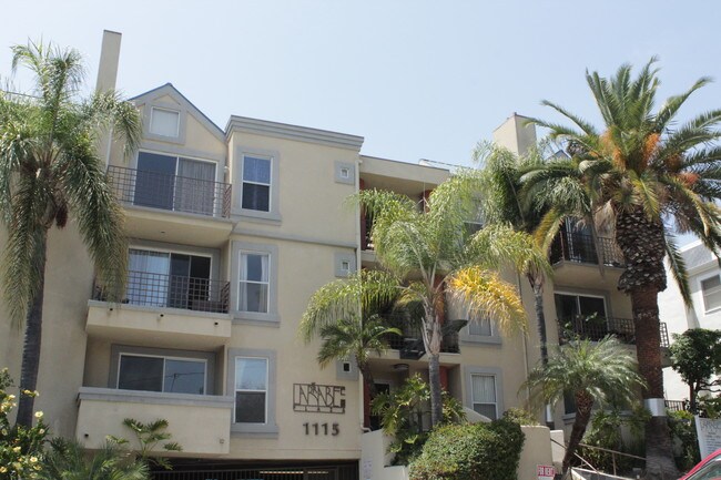 Foto del edificio - 1115 Larrabee St