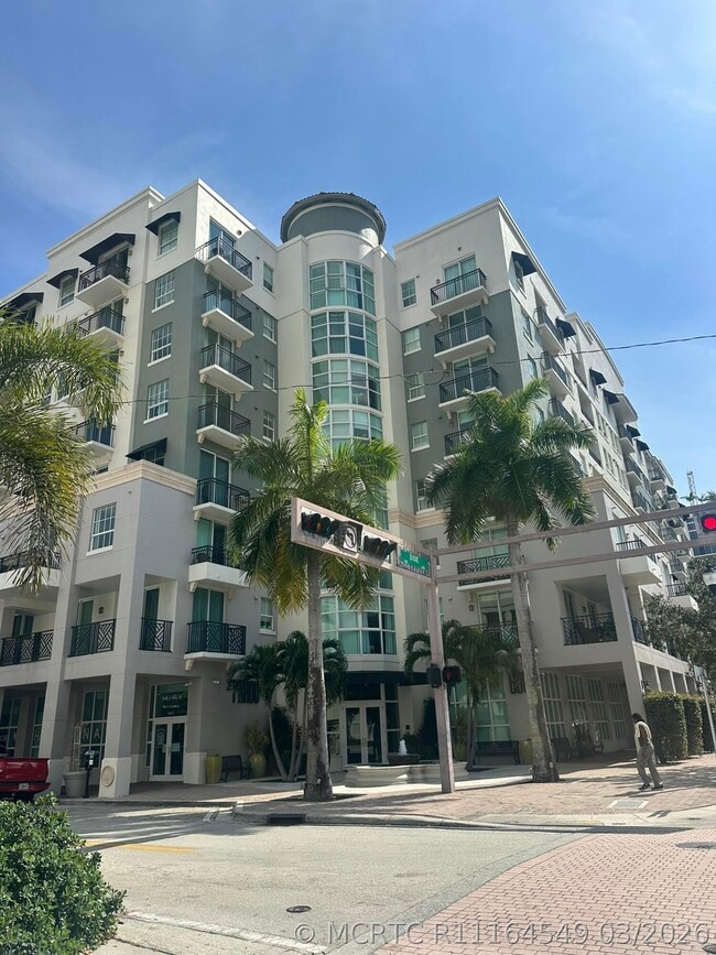 Building Photo - 600 S Dixie Hwy