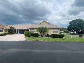 Building Photo - 1715 Atrium Dr