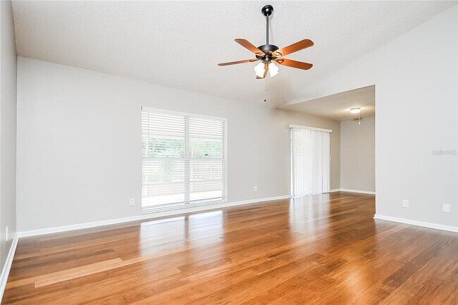 Building Photo - 4633 Cabbage Palm Dr